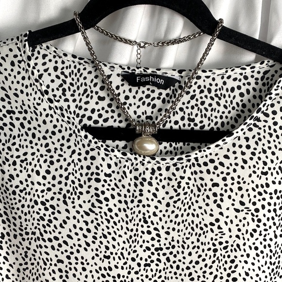 Necklace and Bracelet - Picture 2 of 5